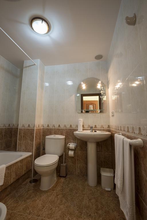 Hostal O Camouco Portonovo Bagian luar foto
