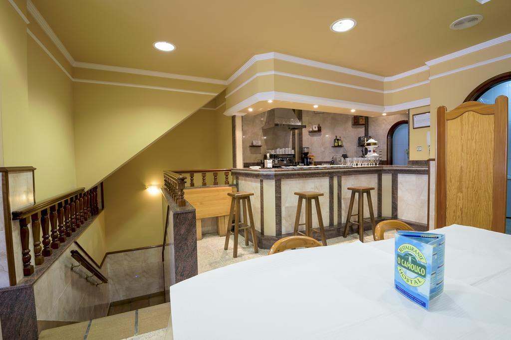 Hostal O Camouco Portonovo Bagian luar foto