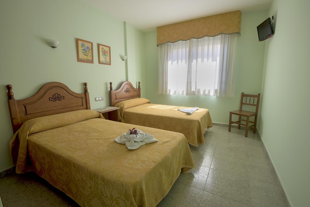 Hostal O Camouco Portonovo Bagian luar foto